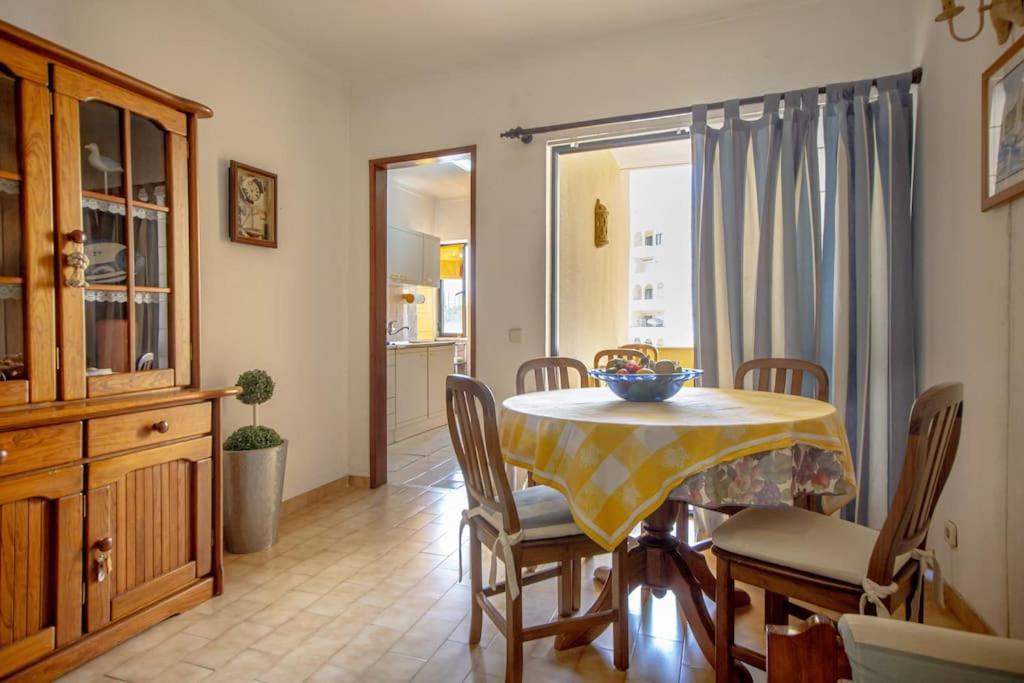 Cozy Apartment Near The Beach Portimão Eksteriør billede